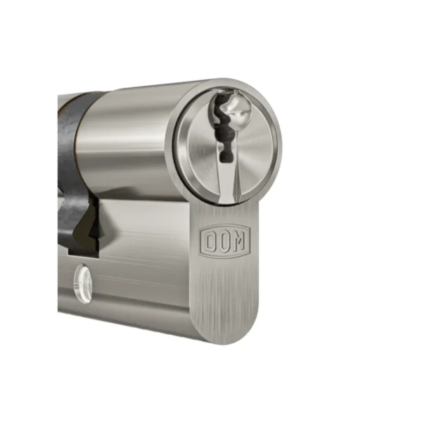 DOM RS Sirius Zylinder in 01 Matt vernickelt – robust, modern und elegant.